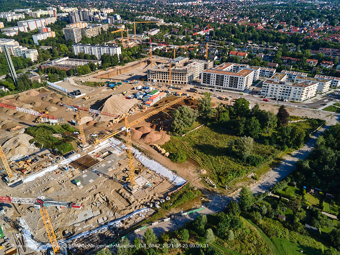 25.08.2020 - Luftaufnahmen von der Baustelle PandionVerde in Neuperlach