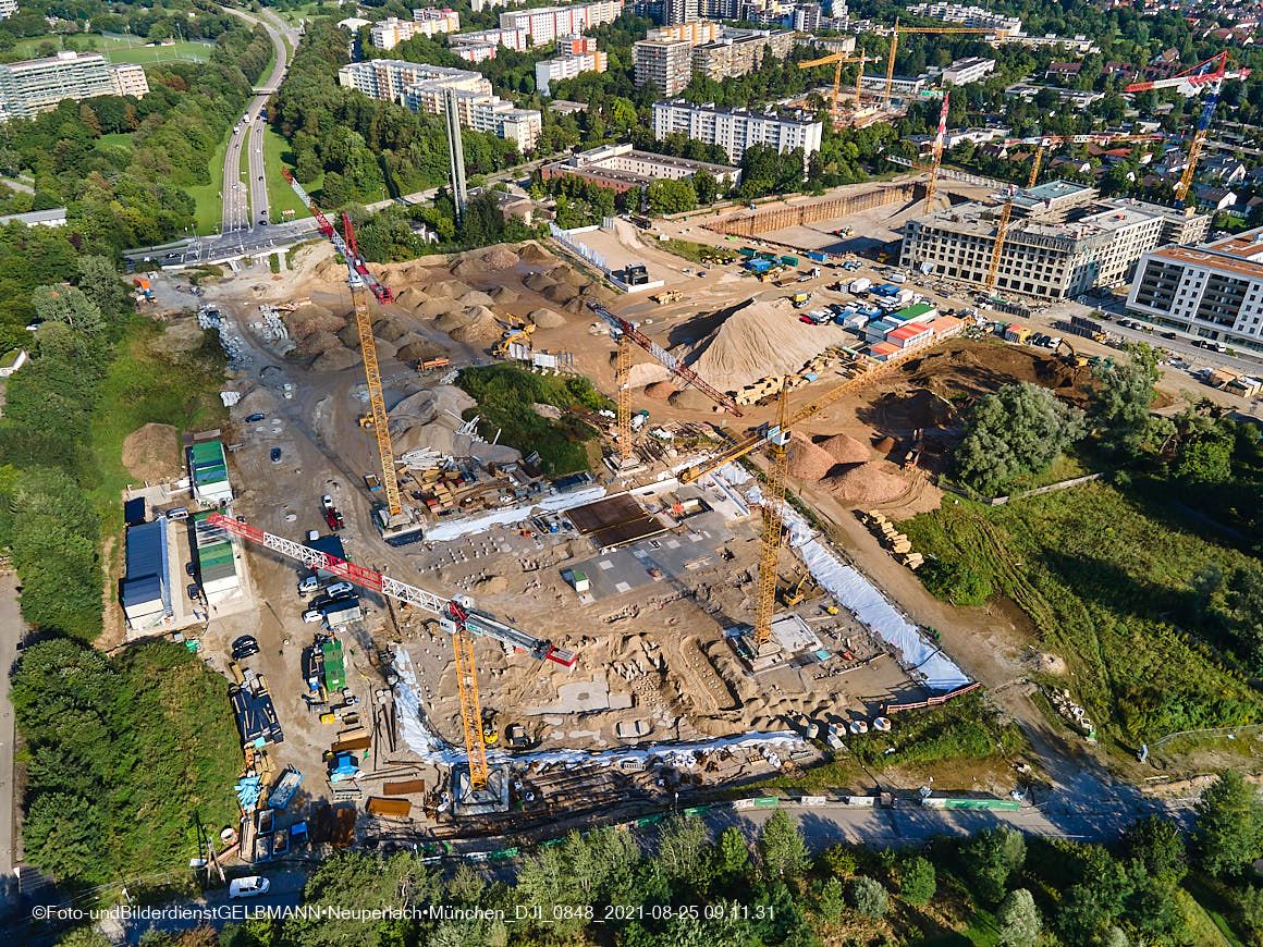 25.08.2020 - Luftaufnahmen von der Baustelle PandionVerde in Neuperlach