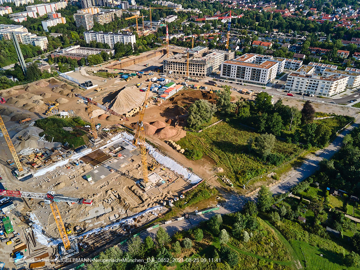 25.08.2020 - Luftaufnahmen von der Baustelle PandionVerde in Neuperlach