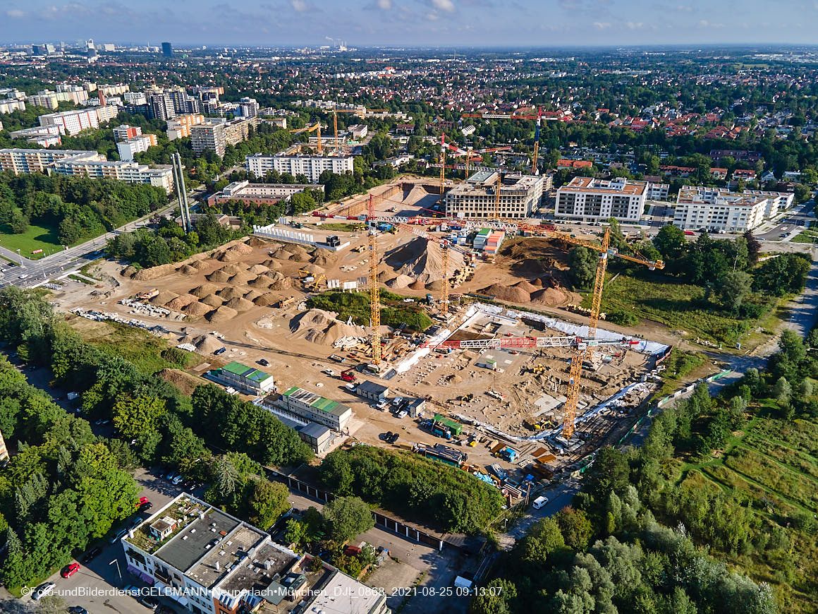 25.08.2020 - Luftaufnahmen von der Baustelle PandionVerde in Neuperlach