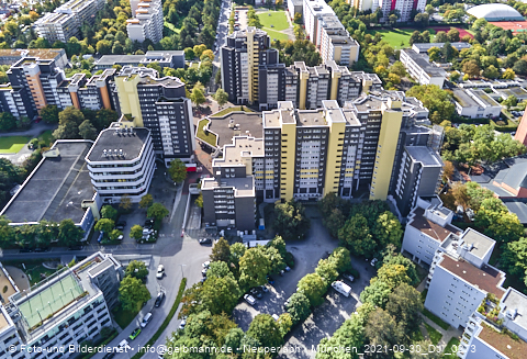 30.09.2021 - Marx-Zentrum, Studentenwohnheim und Wohnanlage Karl-Marx-Ring 52-62 und KMR 53-57c