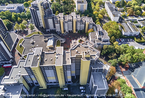 30.09.2021 - Marx-Zentrum, Studentenwohnheim und Wohnanlage Karl-Marx-Ring 52-62 und KMR 53-57c