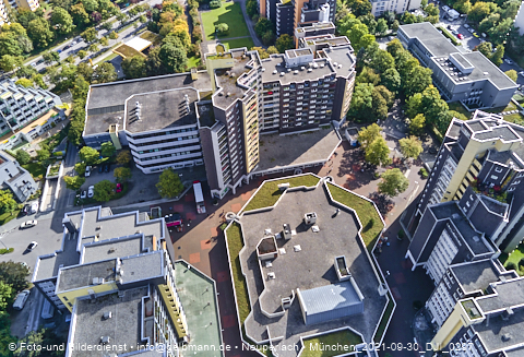 30.09.2021 - Marx-Zentrum, Studentenwohnheim und Wohnanlage Karl-Marx-Ring 52-62 und KMR 53-57c