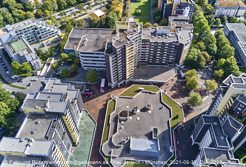 30.09.2021 - Marx-Zentrum, Studentenwohnheim und Wohnanlage Karl-Marx-Ring 52-62 und KMR 53-57c