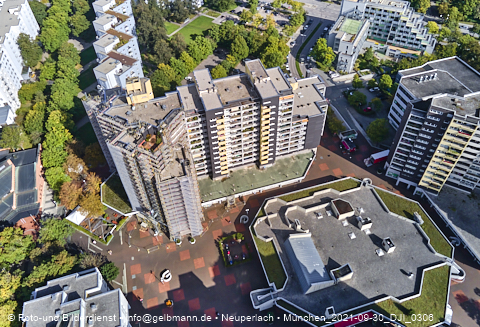 30.09.2021 - Marx-Zentrum, Studentenwohnheim und Wohnanlage Karl-Marx-Ring 52-62 und KMR 53-57c