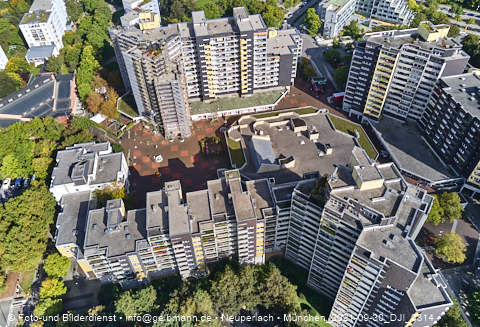 30.09.2021 - Marx-Zentrum, Studentenwohnheim und Wohnanlage Karl-Marx-Ring 52-62 und KMR 53-57c