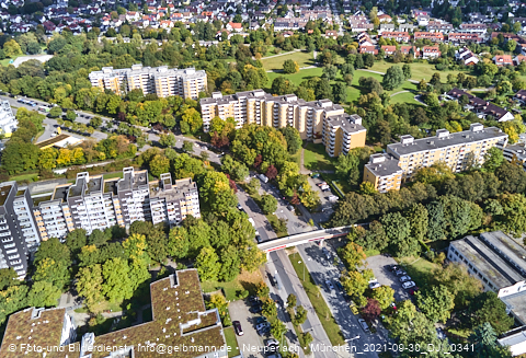 30.09.2021 - Marx-Zentrum, Studentenwohnheim und Wohnanlage Karl-Marx-Ring 52-62 und KMR 53-57c