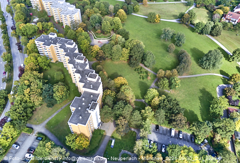 30.09.2021 - Marx-Zentrum, Studentenwohnheim und Wohnanlage Karl-Marx-Ring 52-62 und KMR 53-57c