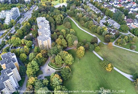 30.09.2021 - Marx-Zentrum, Studentenwohnheim und Wohnanlage Karl-Marx-Ring 52-62 und KMR 53-57c