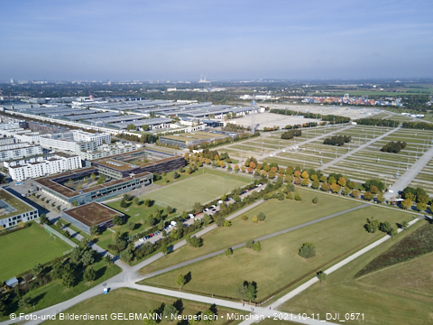 11.10.2021 - Gronsdorf mit Kieswerk undRiemer See