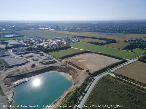11.10.2021 - Gronsdorf mit Kieswerk undRiemer See