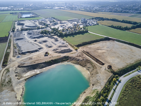 11.10.2021 - Gronsdorf mit Kieswerk undRiemer See