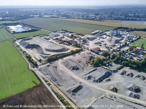 11.10.2021 - Gronsdorf mit Kieswerk undRiemer See