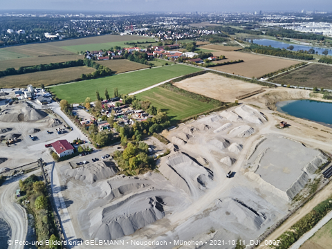 11.10.2021 - Gronsdorf mit Kieswerk undRiemer See