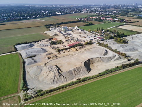11.10.2021 - Gronsdorf mit Kieswerk undRiemer See