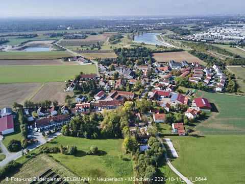 11.10.2021 - Gronsdorf mit Kieswerk undRiemer See