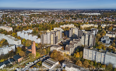 31.10.2021 - Marx-Zentrum, Studentenwohnheim und Wohnanlage Karl-Marx-Ring 52-62 und KMR 53-57c