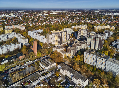 31.10.2021 - Marx-Zentrum, Studentenwohnheim und Wohnanlage Karl-Marx-Ring 52-62 und KMR 53-57c