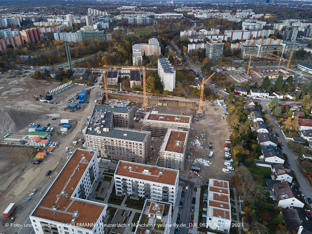 05.11.2021 - Baustelle Alexisquartier „Das Duett” in Neuperlach