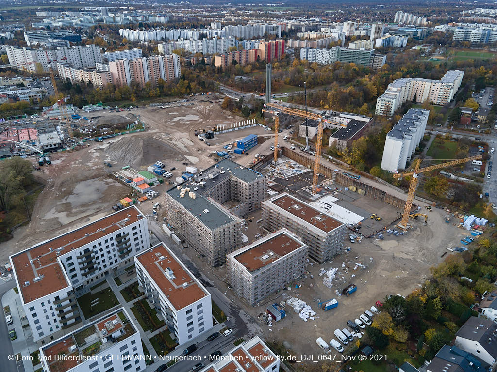 05.11.2021 - Baustelle Alexisquartier „Das Duett” in Neuperlach