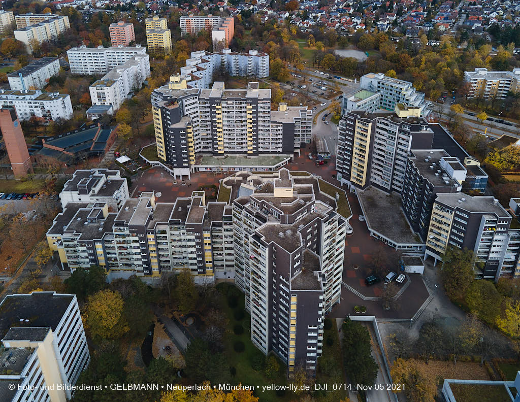 05.11.2021 - Marx-Zentrum und Wohnanalge Karl-Marx-Ring 52-62