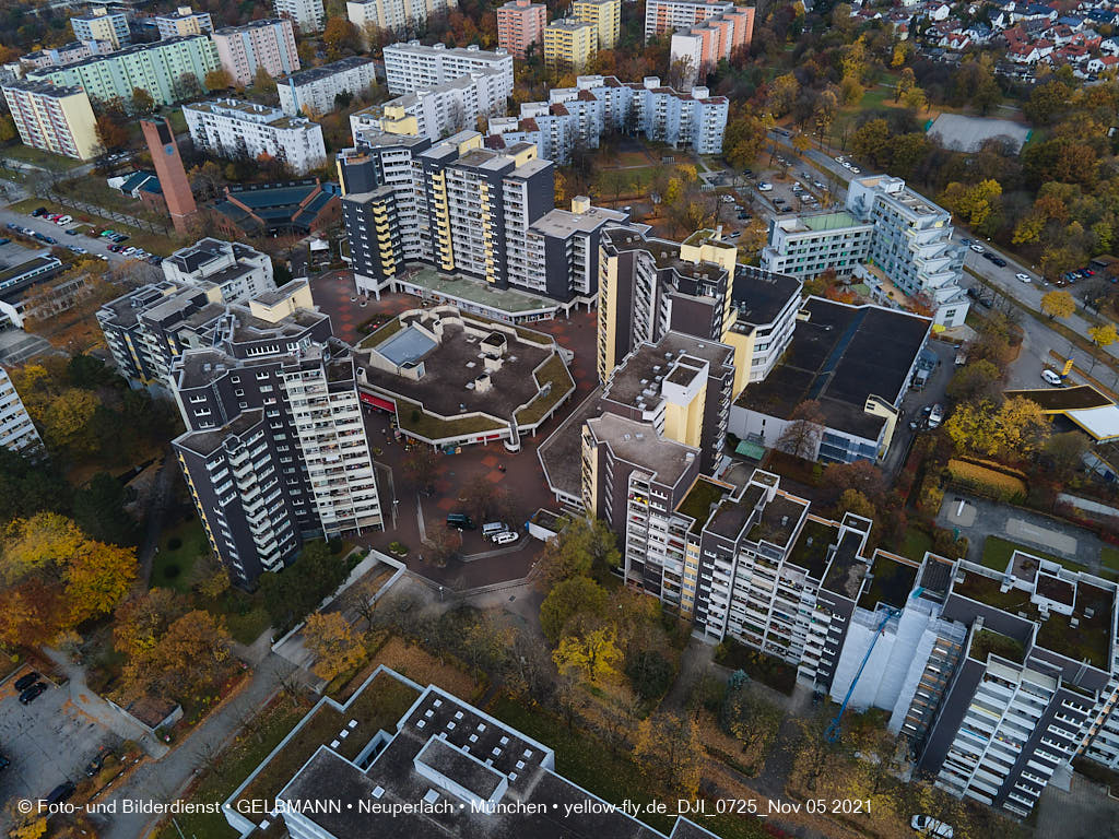 05.11.2021 - Marx-Zentrum und Wohnanalge Karl-Marx-Ring 52-62