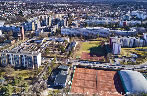 09.02.2022 - Marx-Zentrum, Studentenwohnheim und Wohnanlage Karl-Marx-Ring 52-62 und KMR 53-57c