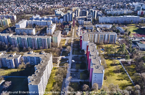 09.02.2022 - Marx-Zentrum, Studentenwohnheim und Wohnanlage Karl-Marx-Ring 52-62 und KMR 53-57c