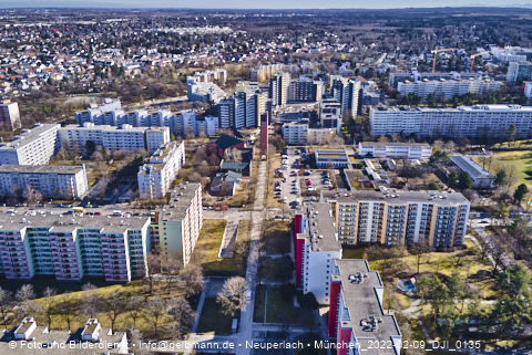 09.02.2022 - Marx-Zentrum, Studentenwohnheim und Wohnanlage Karl-Marx-Ring 52-62 und KMR 53-57c