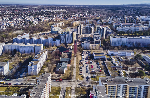 09.02.2022 - Marx-Zentrum, Studentenwohnheim und Wohnanlage Karl-Marx-Ring 52-62 und KMR 53-57c