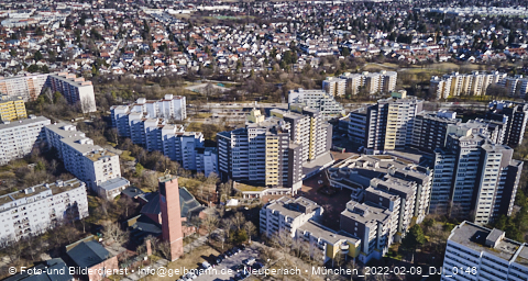 09.02.2022 - Marx-Zentrum, Studentenwohnheim und Wohnanlage Karl-Marx-Ring 52-62 und KMR 53-57c
