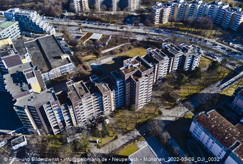 09.03.2022 - Marx-Zentrum, Studentenwohnheim und Wohnanlage Karl-Marx-Ring 52-62 und KMR 53-57c