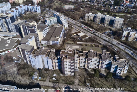 24.03.2022 - Marx-Zentrum, Studentenwohnheim und Wohnanlage Karl-Marx-Ring 52-62 und KMR 53-57c