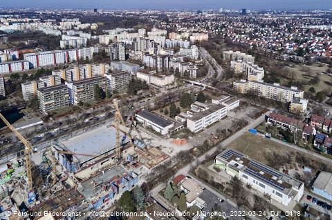 24.03.2022 - Marx-Zentrum, Studentenwohnheim und Wohnanlage Karl-Marx-Ring 52-62 und KMR 53-57c