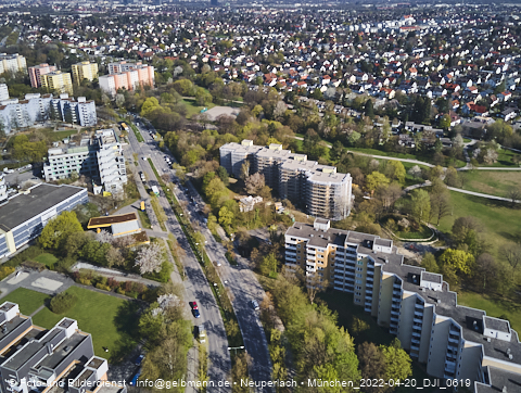20.04.2024 - Marx-Zentrum, Studentenwohnheim und Wohnanlage Karl-Marx-Ring 52-62 und KMR 53-57c