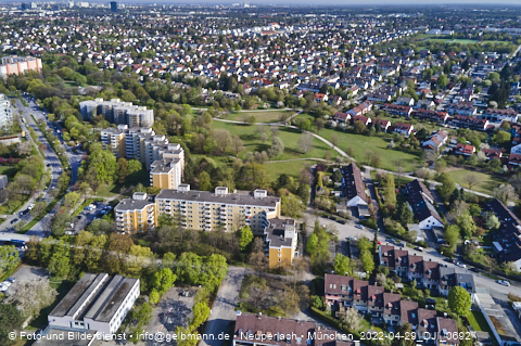 29.04.2022 - Marx-Zentrum, Studentenwohnheim und Wohnanlage Karl-Marx-Ring 52-62 und KMR 53-57c