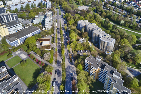 29.04.2022 - Marx-Zentrum, Studentenwohnheim und Wohnanlage Karl-Marx-Ring 52-62 und KMR 53-57c