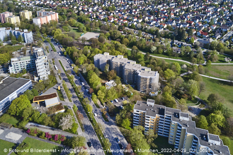 29.04.2022 - Marx-Zentrum, Studentenwohnheim und Wohnanlage Karl-Marx-Ring 52-62 und KMR 53-57c