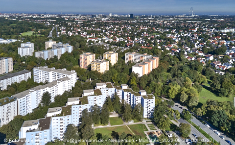 23.09.2022 - Marx-Zentrum, Studentenwohnheim und Wohnanlage Karl-Marx-Ring 52-62 und KMR 53-57c