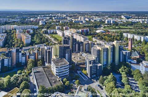 23.09.2022 - Marx-Zentrum, Studentenwohnheim und Wohnanlage Karl-Marx-Ring 52-62 und KMR 53-57c