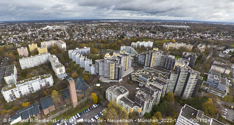 19.11.2022 - Marx-Zentrum, Studentenwohnheim und Wohnanlage Karl-Marx-Ring 52-62 und KMR 53-57c