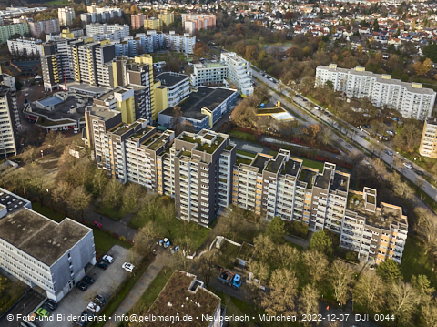 07.12.2022 - Marx-Zentrum, Studentenwohnheim und Wohnanlage Karl-Marx-Ring 52-62 und KMR 53-57c