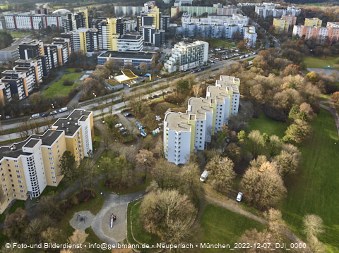 07.12.2022 - Marx-Zentrum, Studentenwohnheim und Wohnanlage Karl-Marx-Ring 52-62 und KMR 53-57c
