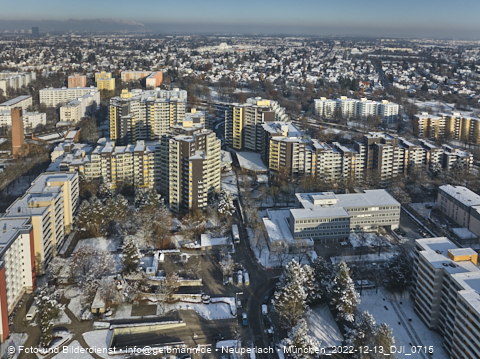 13.12.2022- Marx-Zentrum und Karl-Marx-Ring 52-62 in Neuperlach