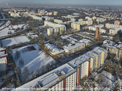 13.12.2022- Marx-Zentrum und Karl-Marx-Ring 52-62 in Neuperlach