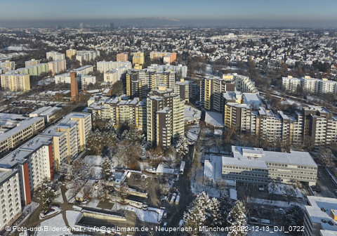 13.12.2022- Marx-Zentrum und Karl-Marx-Ring 52-62 in Neuperlach