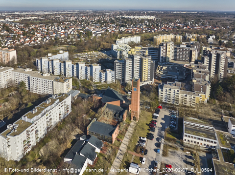 07.02.2023 - Marx-Zentrum und Karl-Marx-Ring 52-62 in Neuperlach