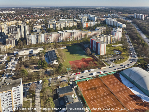 07.02.2023 - Marx-Zentrum und Karl-Marx-Ring 52-62 in Neuperlach