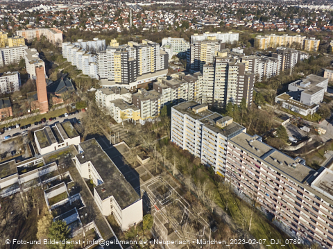 07.02.2023 - Marx-Zentrum und Karl-Marx-Ring 52-62 in Neuperlach