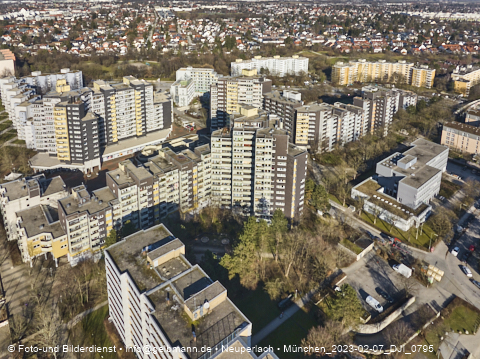 07.02.2023 - Marx-Zentrum und Karl-Marx-Ring 52-62 in Neuperlach